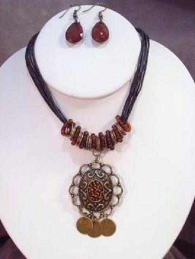 fashion jewellery pls -                               YN 658 